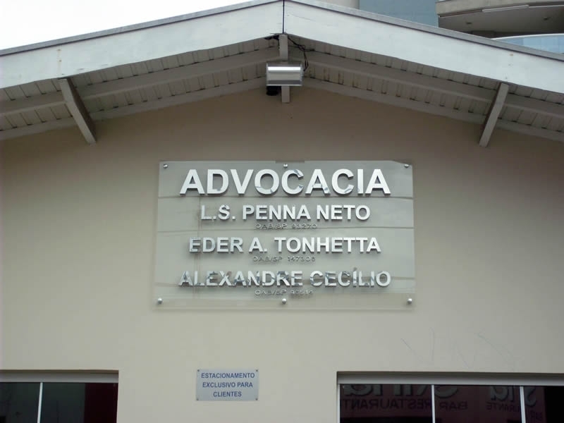 Fachada de Vidro Advocacia Louveira - Fachada de Vidro com Madeira