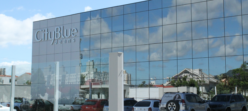 Instalação de Fachada de Vidro Comercial Praia da Baleia - Fachada de Vidro Ventilada