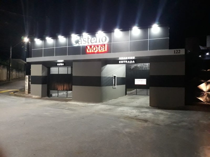 Revestimento para Fachada de Motel Orçamento Batatuba - Revestimento Fachada em Acm